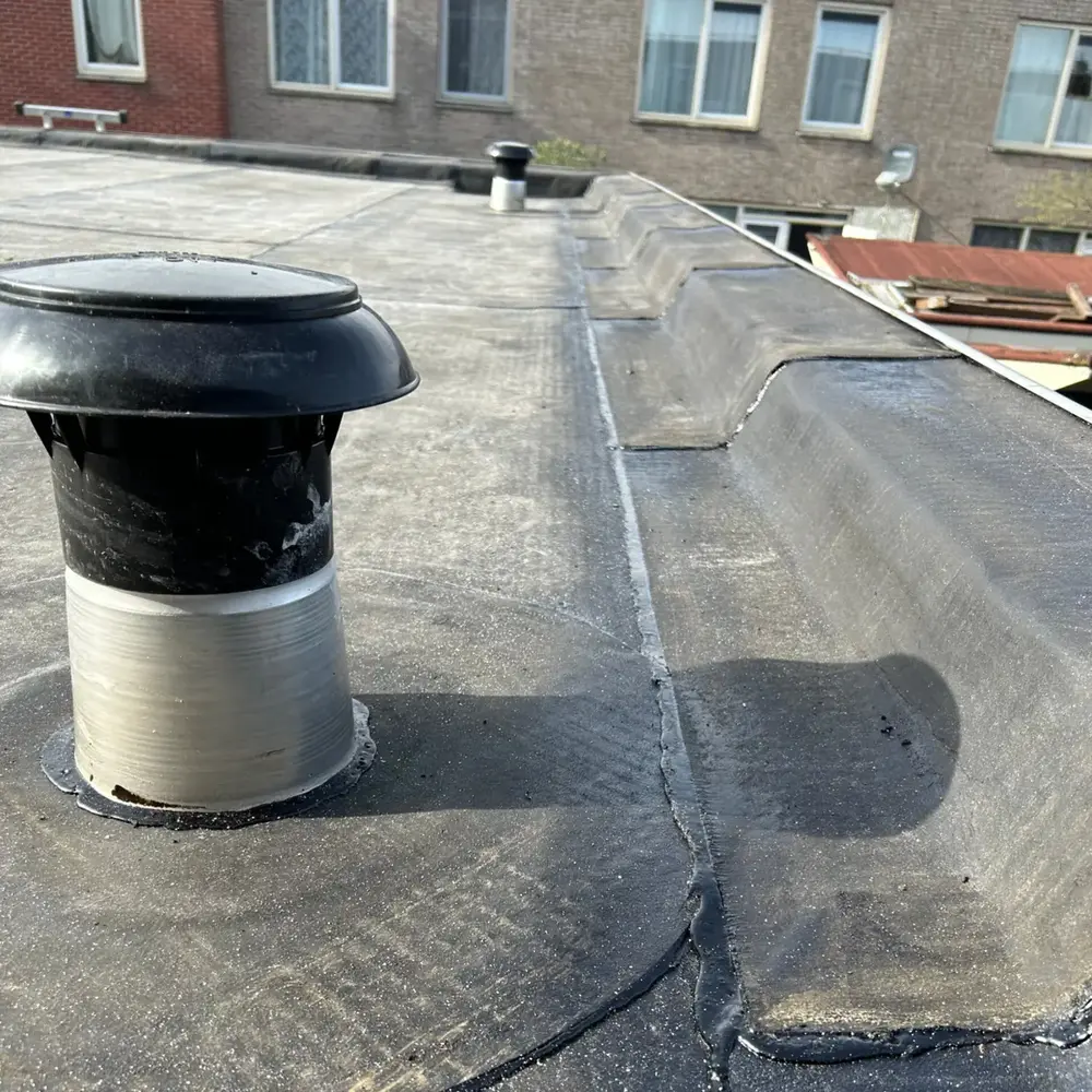 Dakdekker Woerden dakrenovatie
